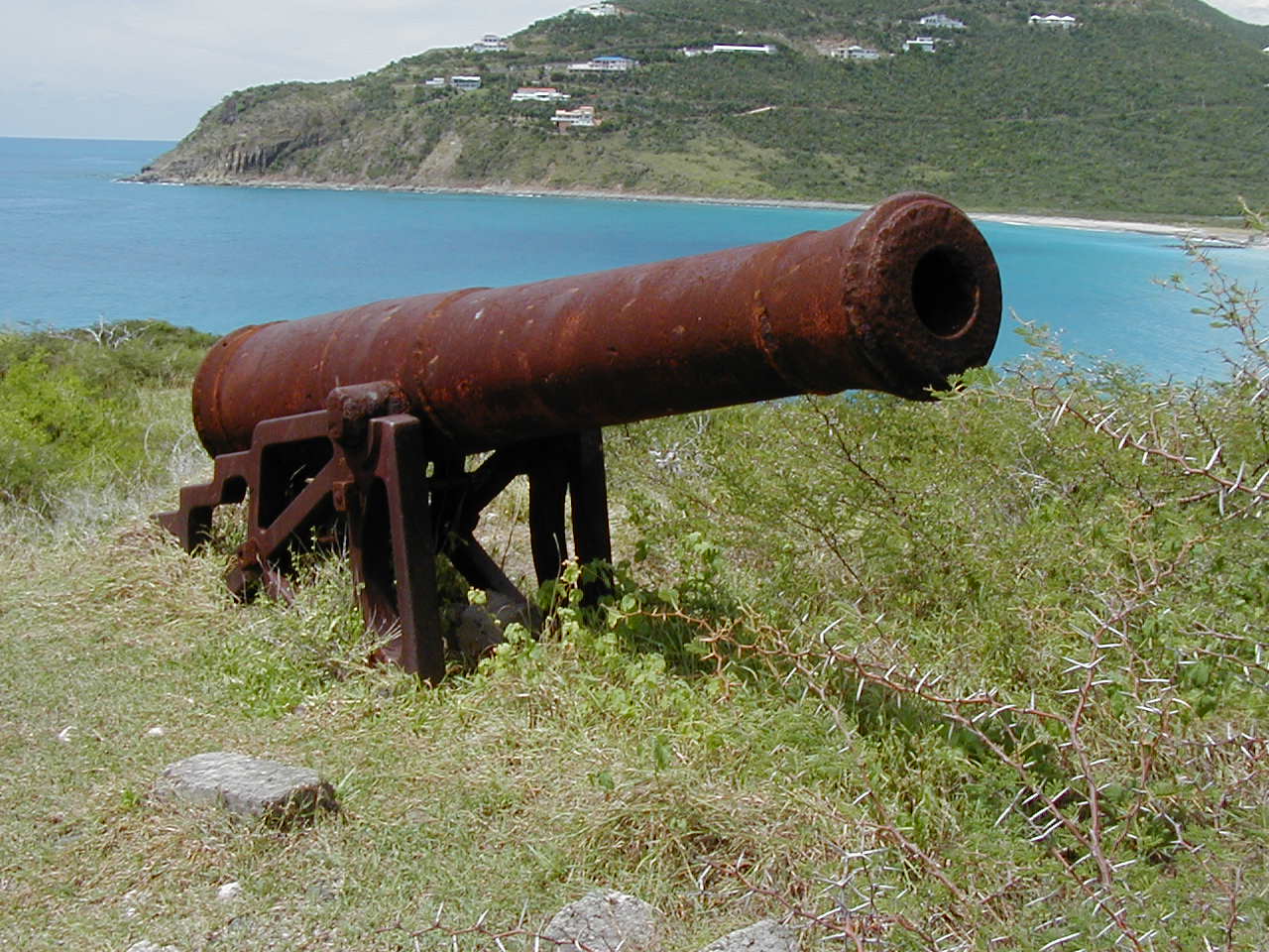 Picture of the Cannon in Ft. Amsterdam, St. Maarten